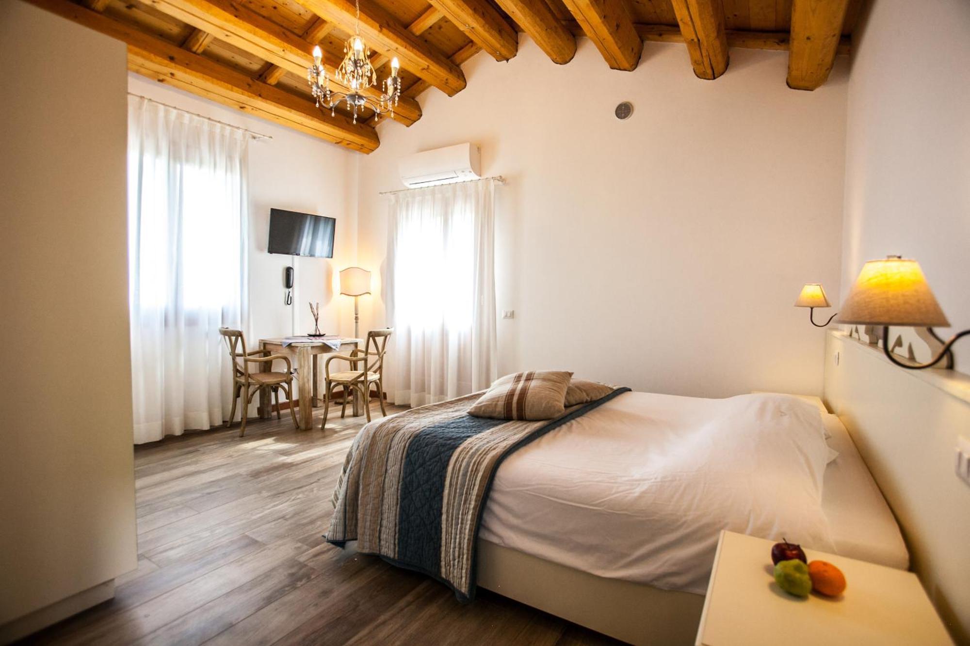 Agriturismo Le Volpi Baone Luaran gambar