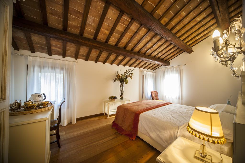 Agriturismo Le Volpi Baone Luaran gambar